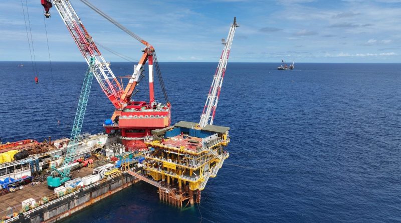 PHM Tuntaskan Pemasangan Platform Offshore