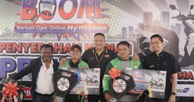 Loyal Gunakan MyPertamina, Dua Driver Ojol Balikpapan Raih Yamaha Lexi