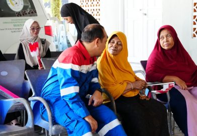 Pertamina Patra Niaga RU V Balikpapan Tebar Kepedulian di Panti Jompo